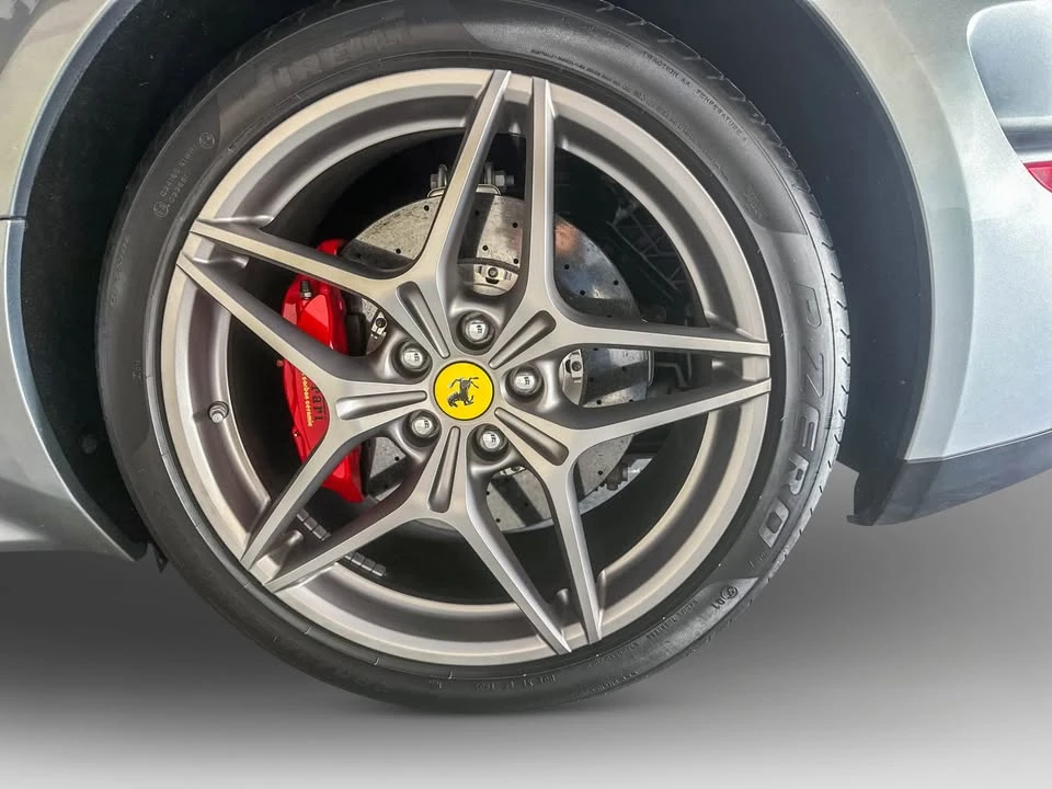 2015 Ferrari California T - Image 11 of 20