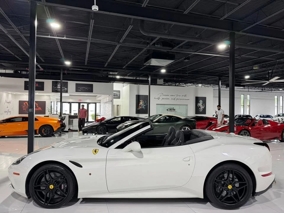 2015 Ferrari California T - Image 7 of 20