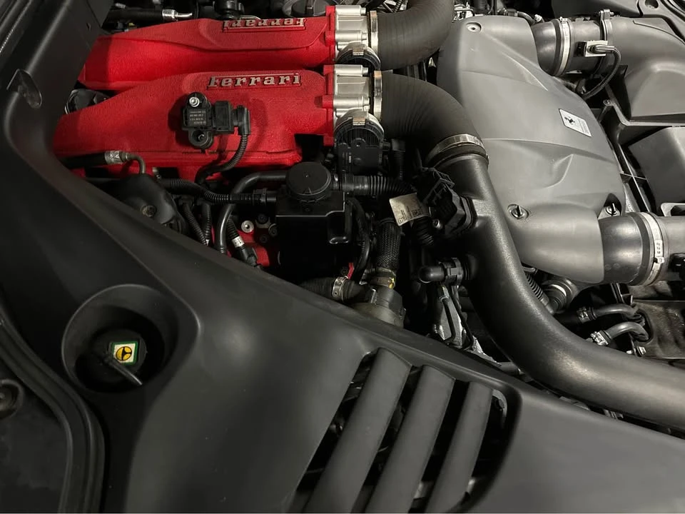 2015 Ferrari California T - Image 19 of 21