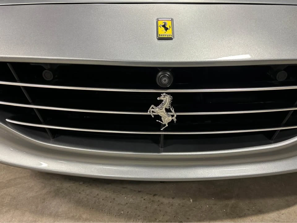 2015 Ferrari California T - Image 10 of 21