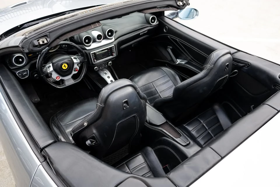 2015 Ferrari California T - Image 10 of 20