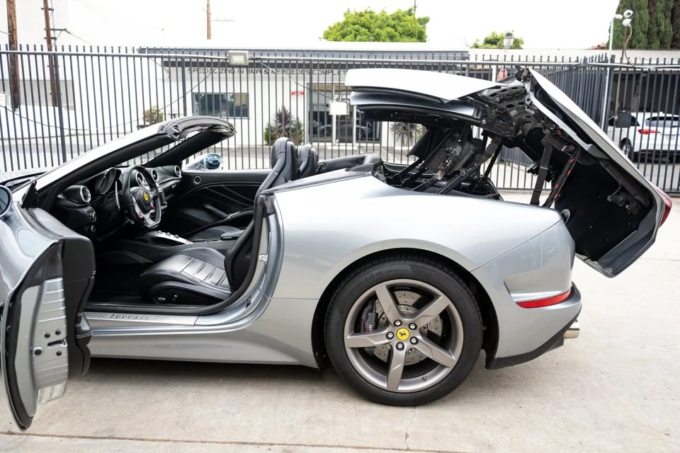 2015 Ferrari California T - Image 9 of 20