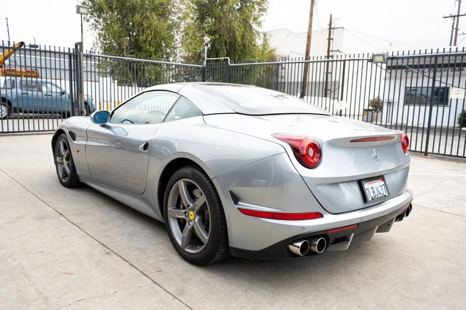 2015 Ferrari California T - Image 15 of 20