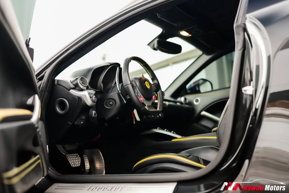 2015 Ferrari F12berlinetta - Image 7 of 11