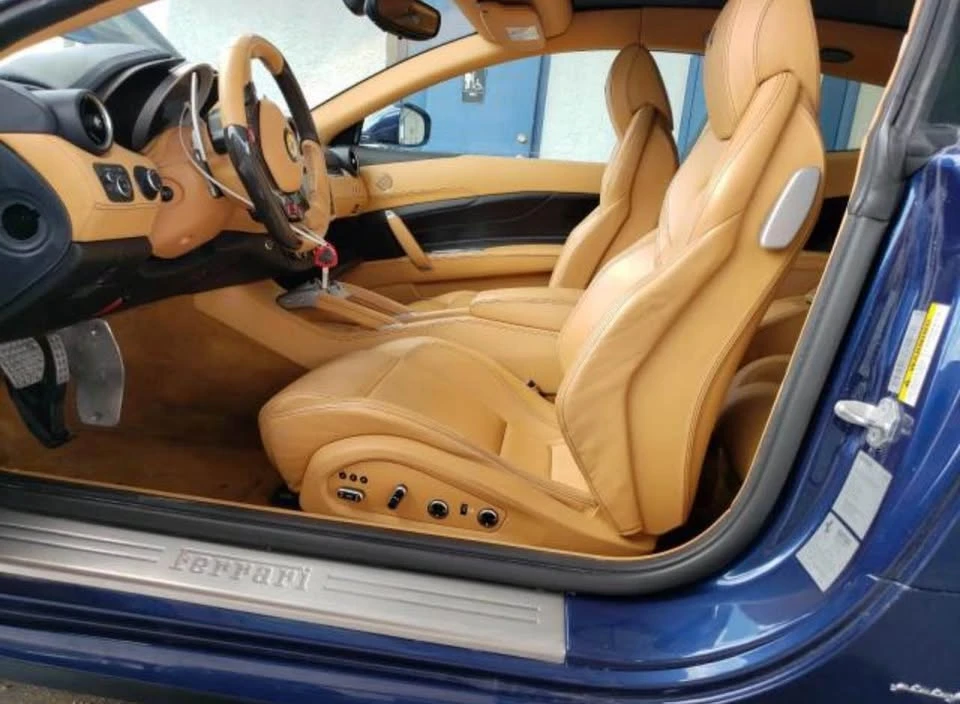 2015 Ferrari FF - Image 7 of 9