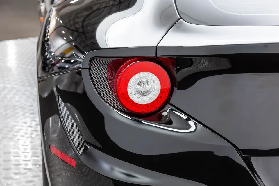 2015 Ferrari FF - Image 6 of 20
