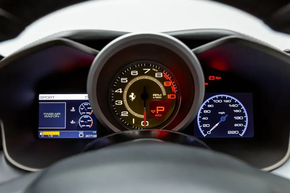 2015 Ferrari FF - Image 15 of 20