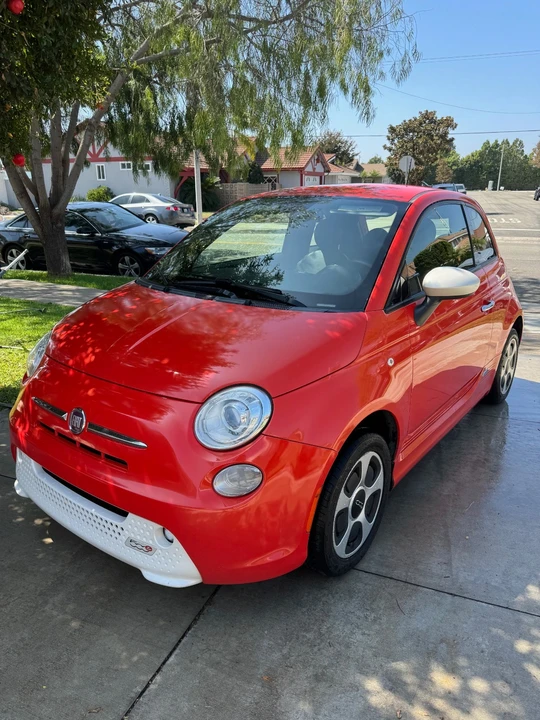 2015 Fiat 500 - Image 2 of 10