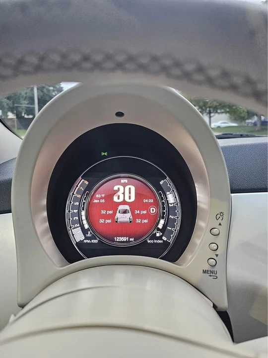 2015 Fiat 500 - Image 3 of 16