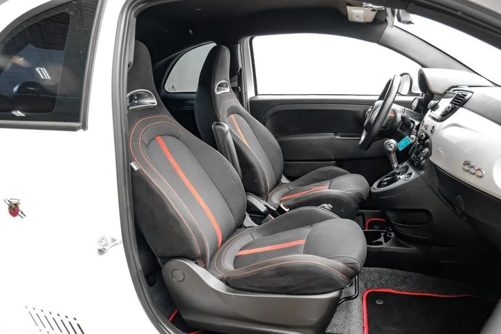 2015 Fiat Abarth 500 - Image 13 of 17