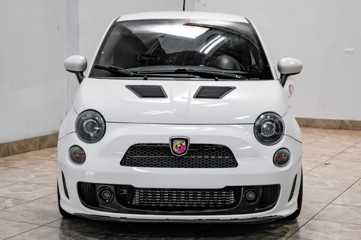 2015 Fiat Abarth 500 - Image 2 of 17