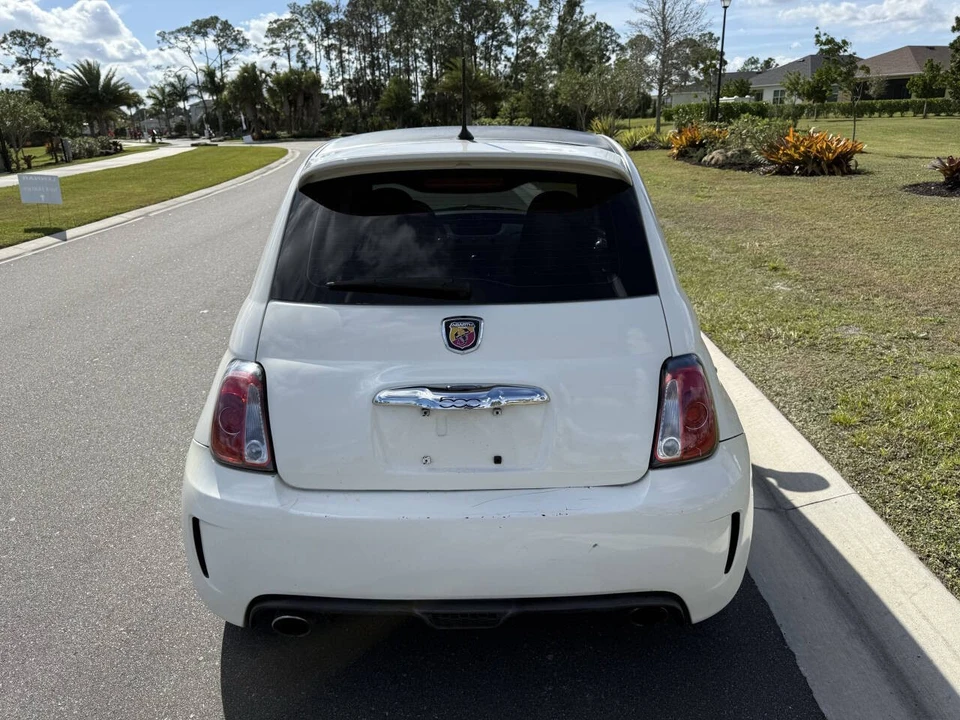 2015 Fiat Abarth 500 - Image 4 of 20