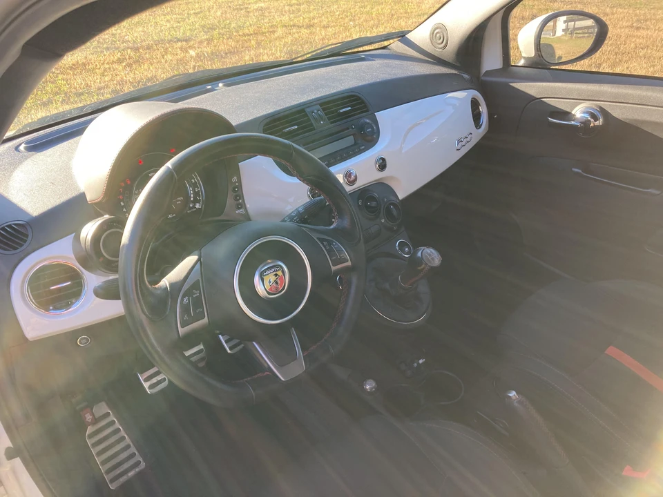 2015 Fiat Abarth 500 - Image 27 of 28