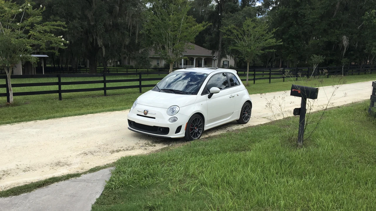 2015 Fiat Abarth 500 - Image 7 of 28
