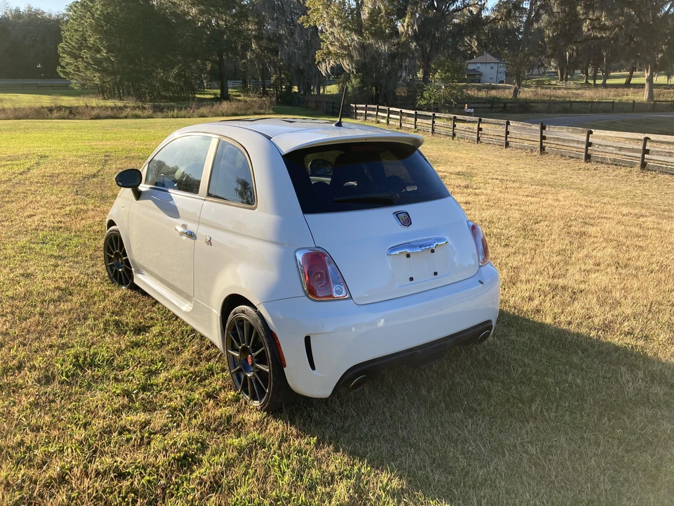 2015 Fiat Abarth 500 - Image 4 of 28