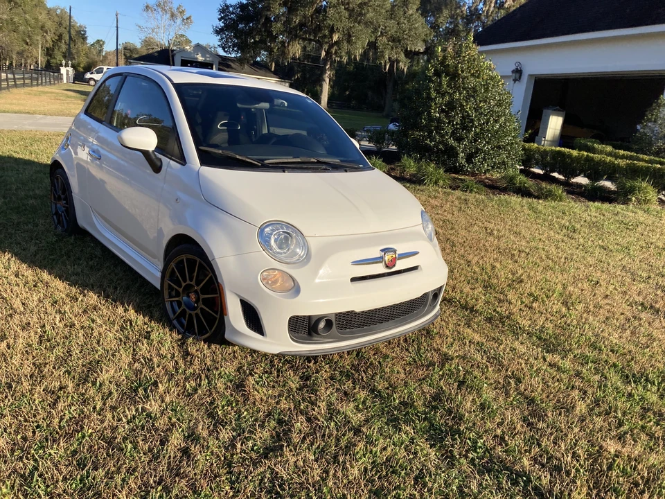 2015 Fiat Abarth 500 - Image 6 of 28