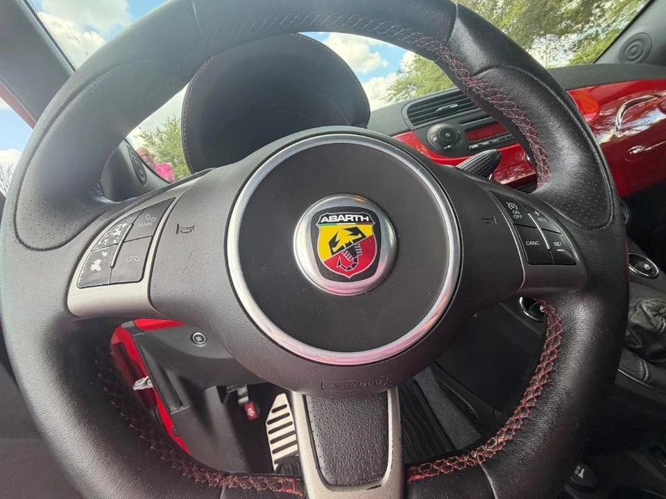 2015 Fiat Abarth 500 - Image 7 of 23