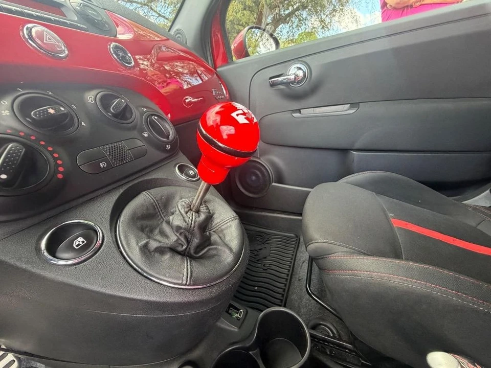 2015 Fiat Abarth 500 - Image 11 of 23