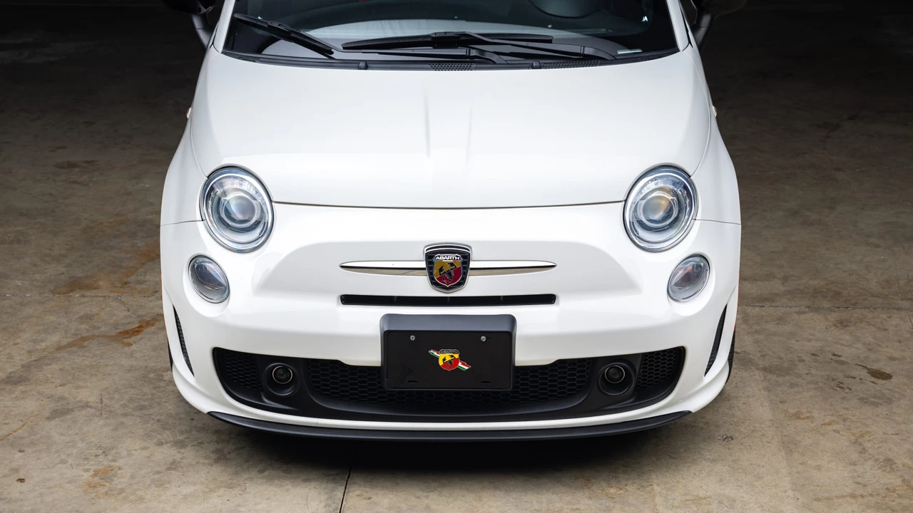 2015 Fiat Abarth 500 - Image 13 of 31