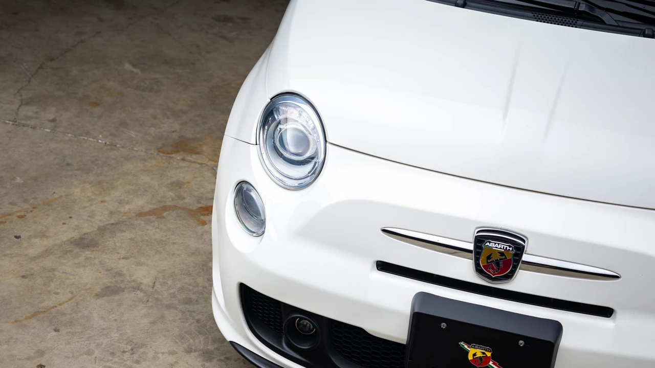 2015 Fiat Abarth 500 - Image 22 of 31