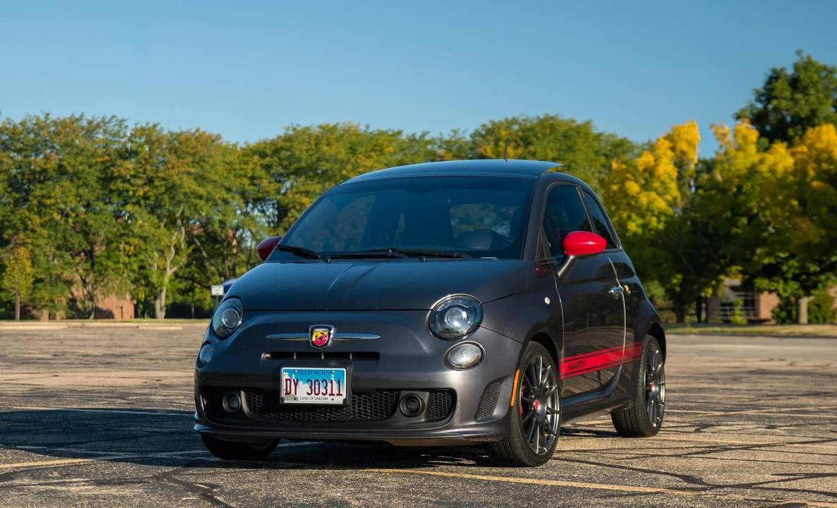 2015 Fiat Abarth 500 - Image 7 of 31