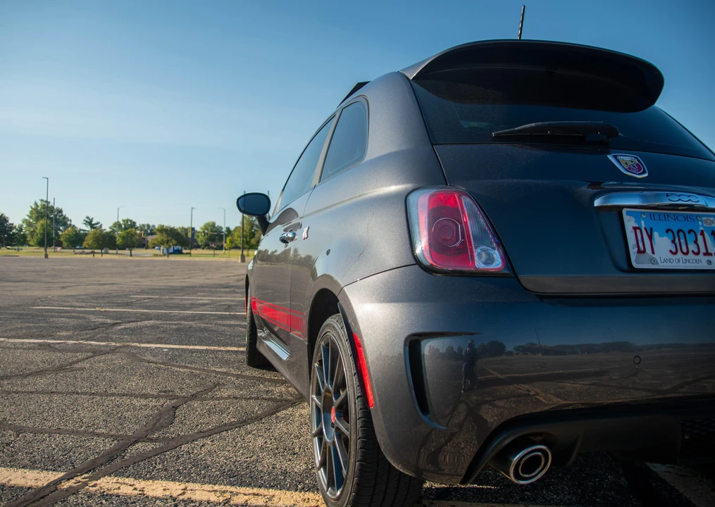 2015 Fiat Abarth 500 - Image 26 of 31