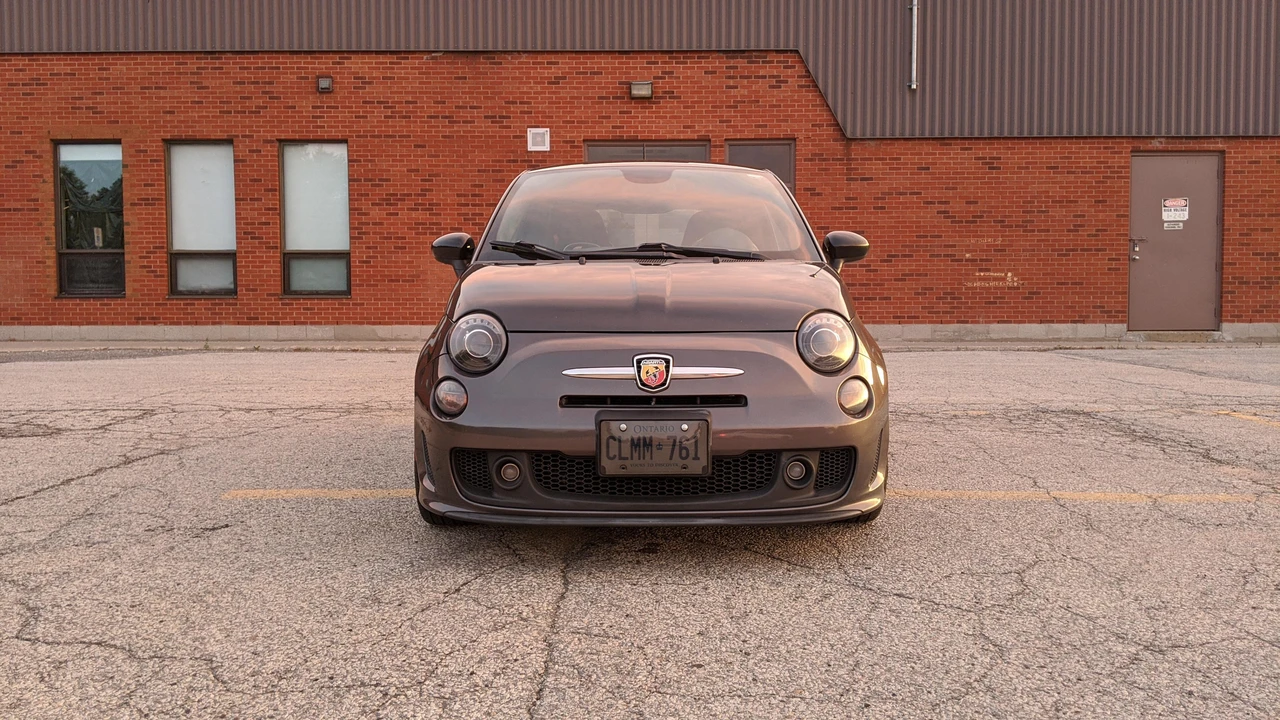 2015 Fiat Abarth 500 - Image 2 of 31