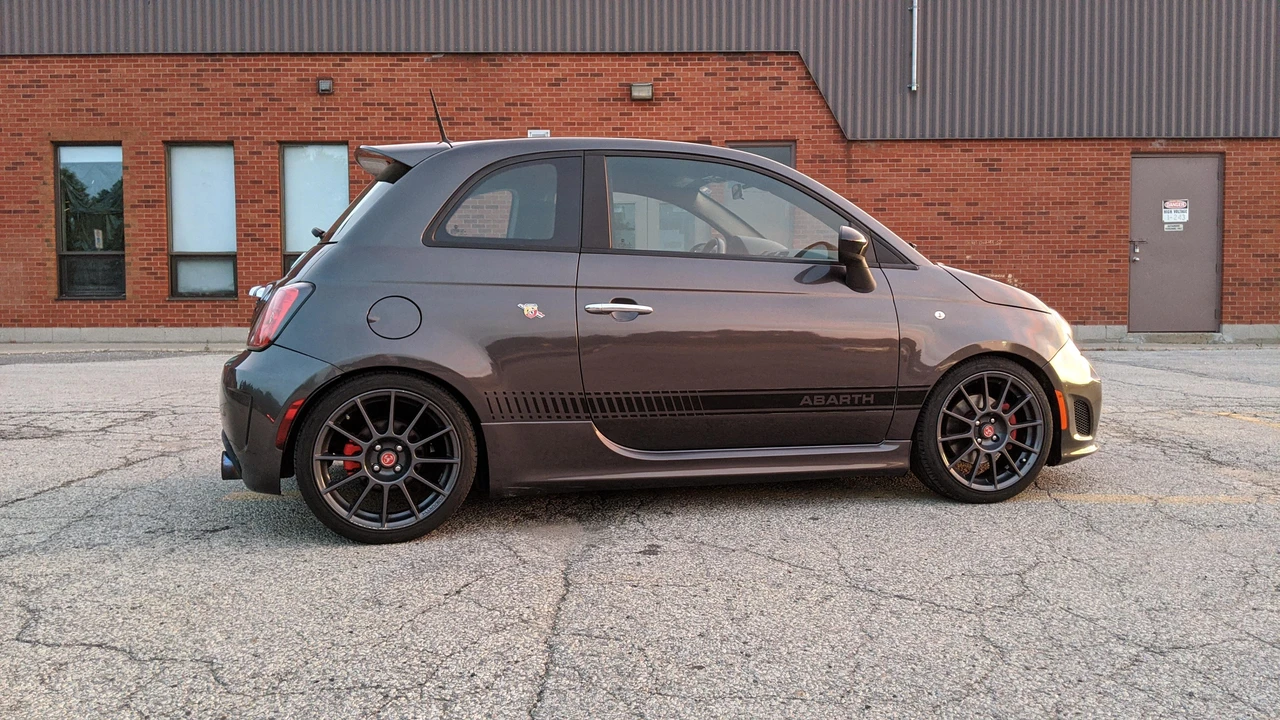 2015 Fiat Abarth 500 - Image 6 of 31