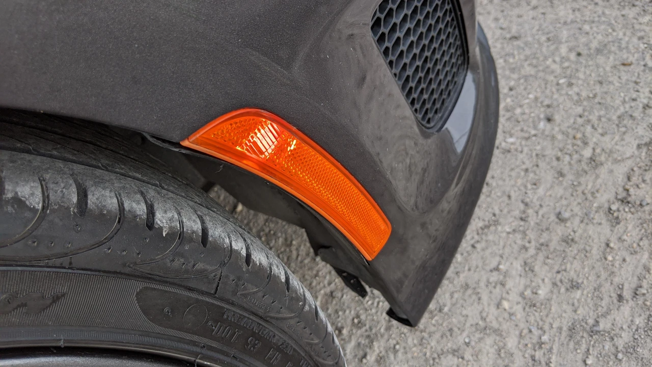 2015 Fiat Abarth 500 - Image 29 of 31