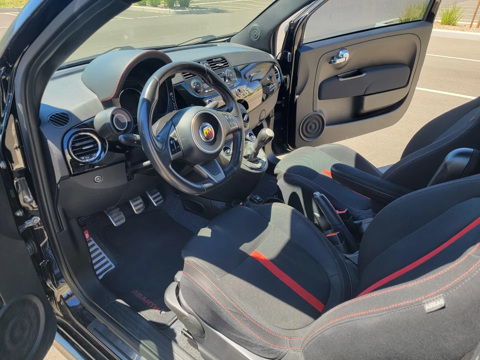 2015 Fiat Abarth 500 - Image 31 of 31