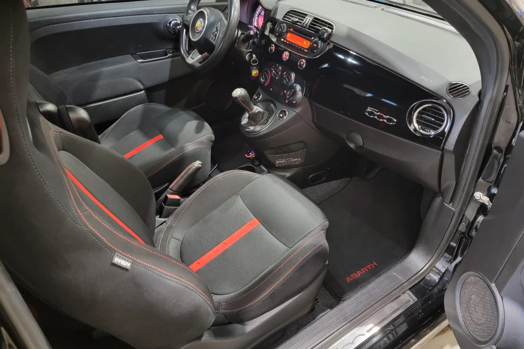 2015 Fiat Abarth 500 - Image 28 of 31