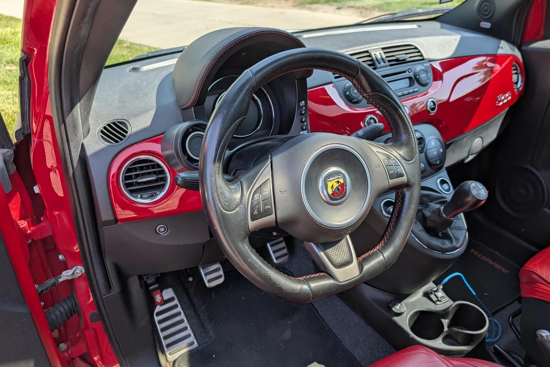2015 Fiat Abarth 500 - Image 24 of 31