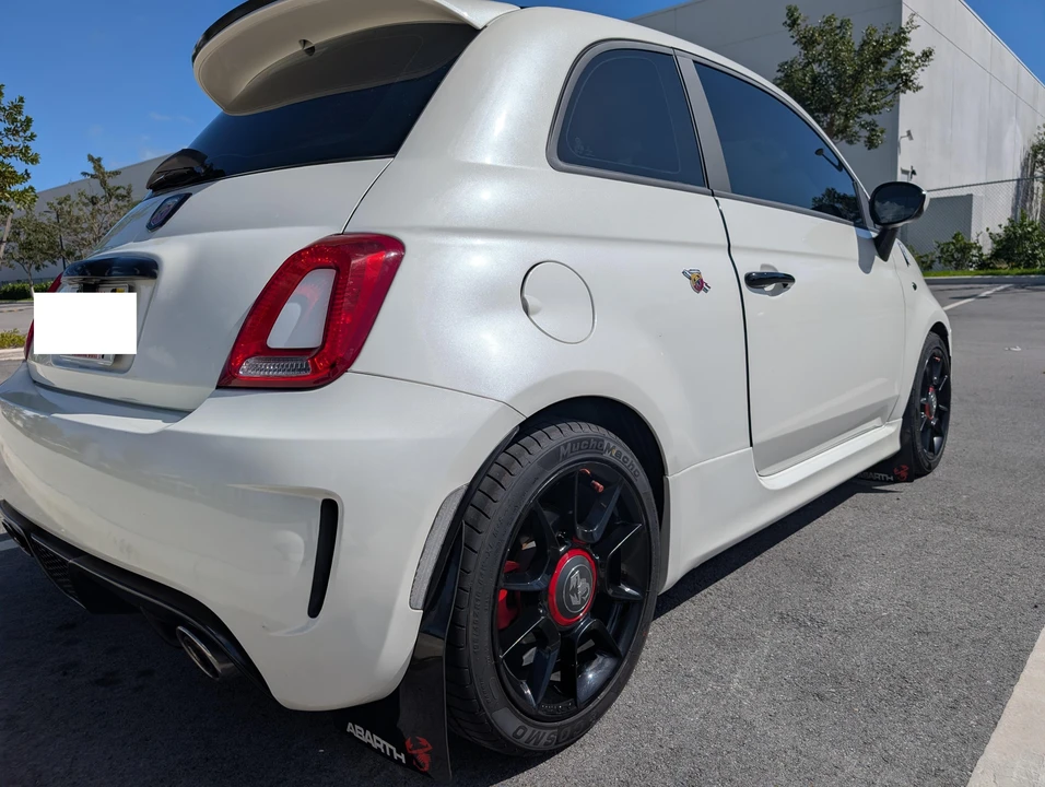 2015 Fiat Abarth 500 - Image 11 of 31
