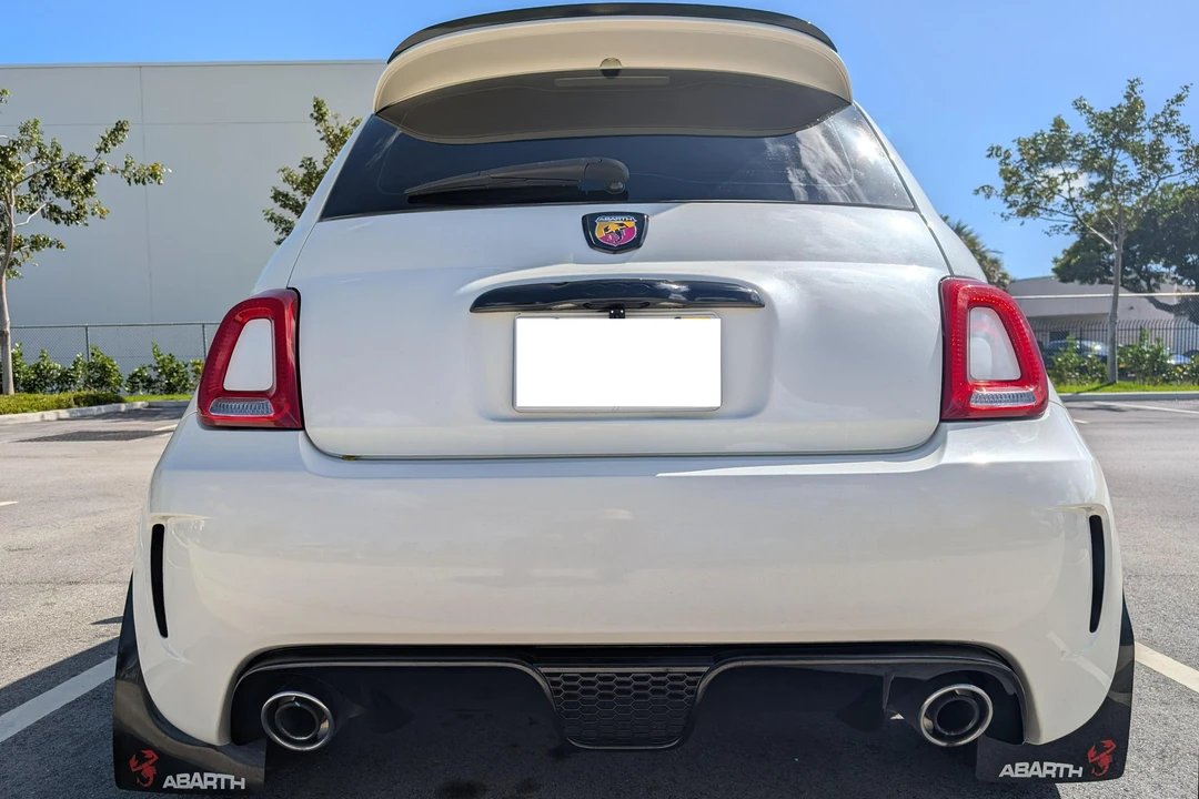 2015 Fiat Abarth 500 - Image 10 of 31