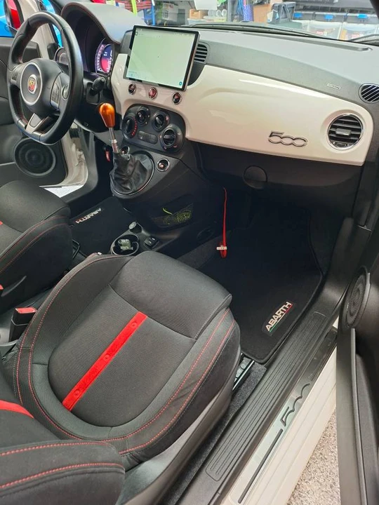 2015 Fiat Abarth 500 - Image 16 of 24