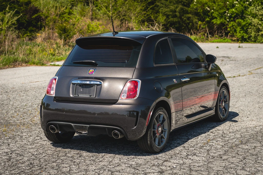 2015 Fiat Abarth 500 - Image 28 of 31