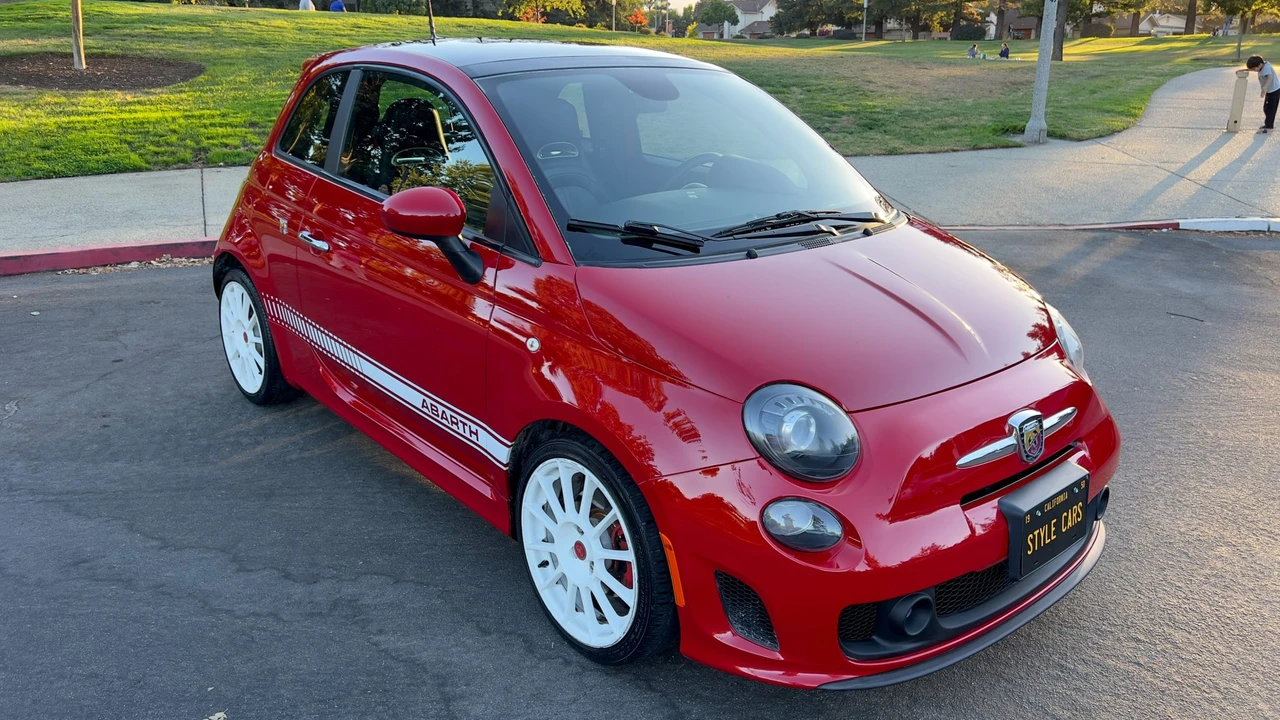 2015 Fiat Abarth 500 - Image 12 of 31