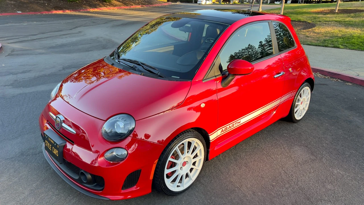 2015 Fiat Abarth 500 - Image 3 of 31