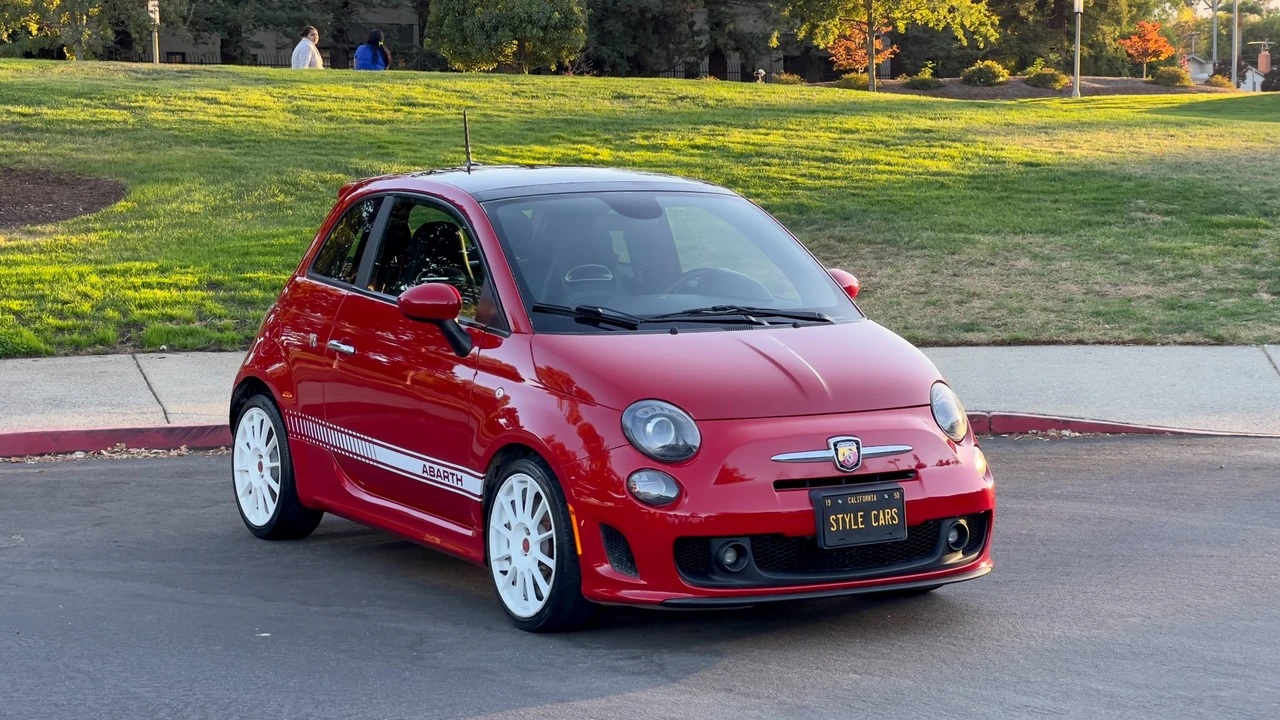 2015 Fiat Abarth 500 - Image 10 of 31
