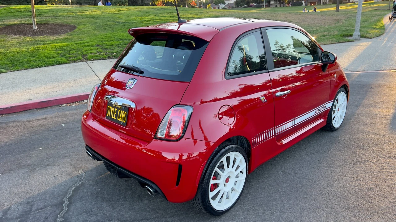 2015 Fiat Abarth 500 - Image 18 of 31