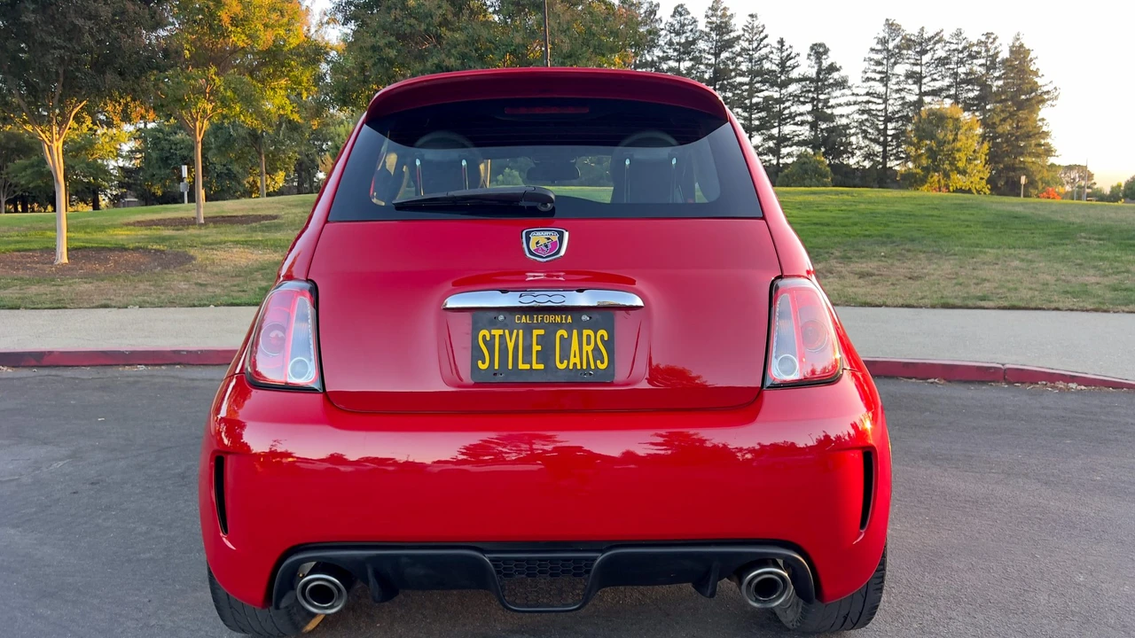 2015 Fiat Abarth 500 - Image 29 of 31