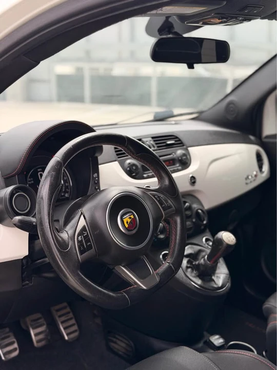 2015 Fiat Abarth 500 - Image 14 of 15
