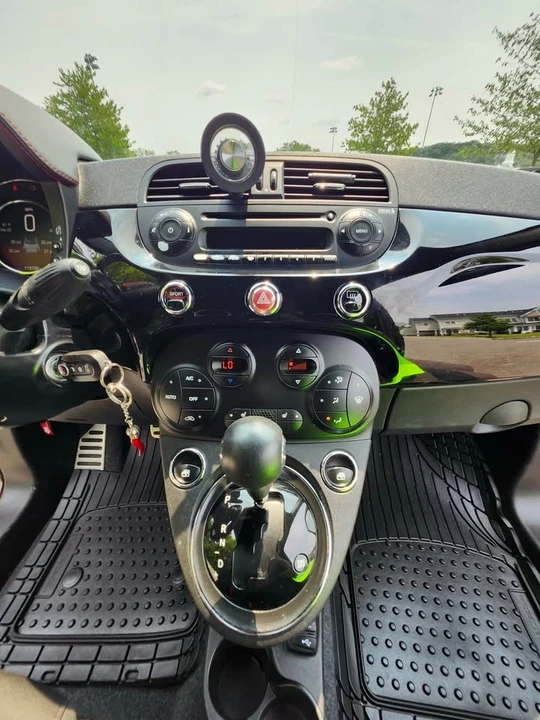 2015 Fiat Abarth 500 - Image 11 of 17