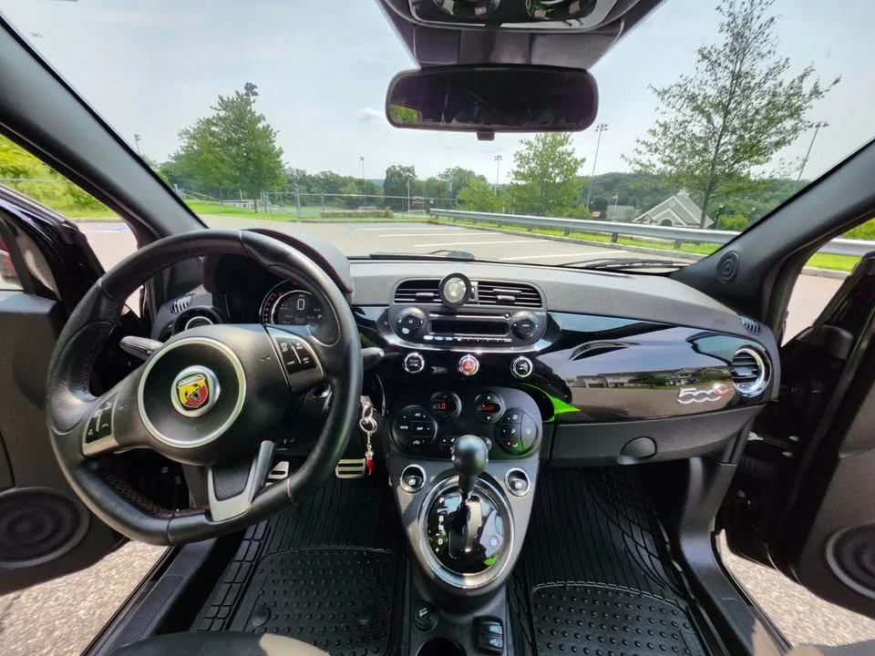 2015 Fiat Abarth 500 - Image 10 of 17
