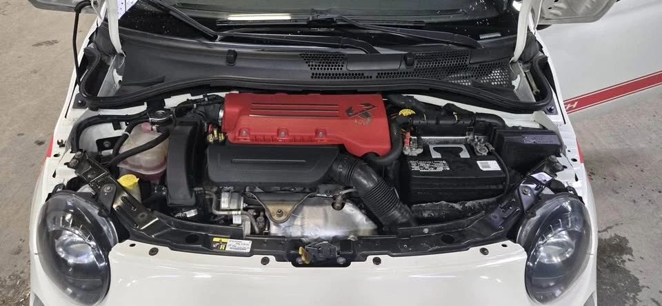 2015 Fiat Abarth 500 - Image 7 of 10