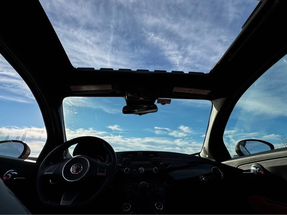 2015 Fiat Abarth 500 - Image 2 of 20