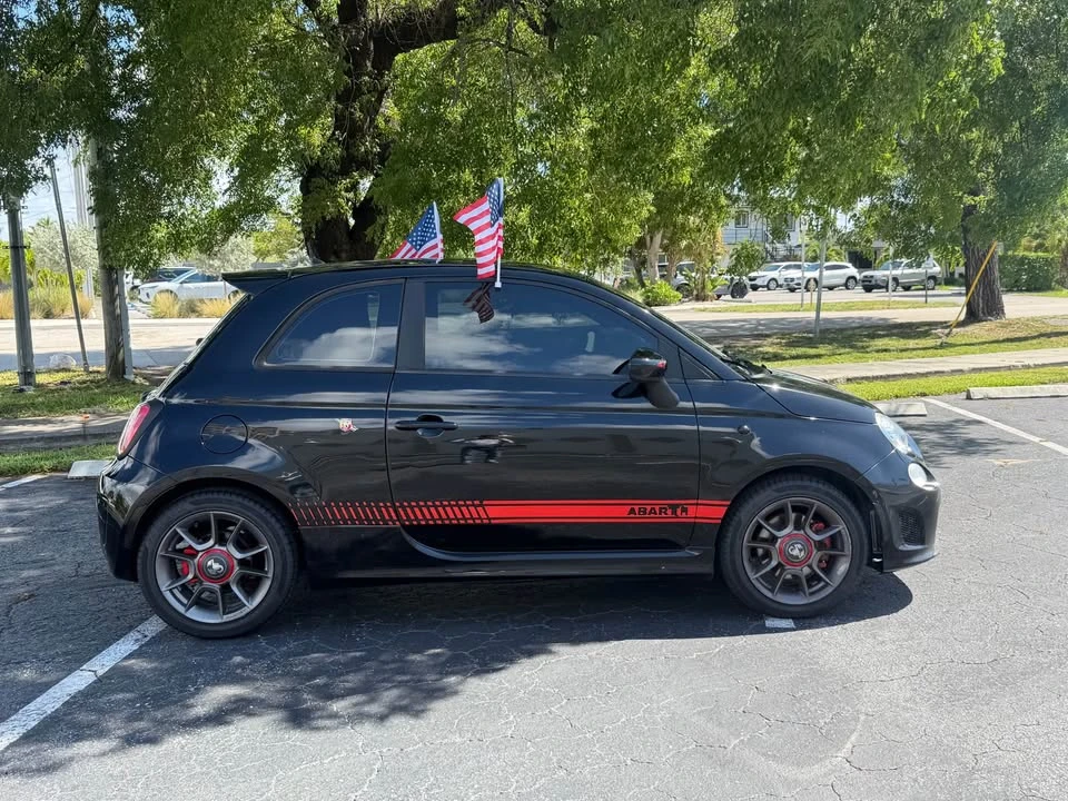 2015 Fiat Abarth 500 - Image 4 of 12