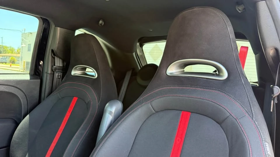 2015 Fiat Abarth 500 - Image 10 of 13