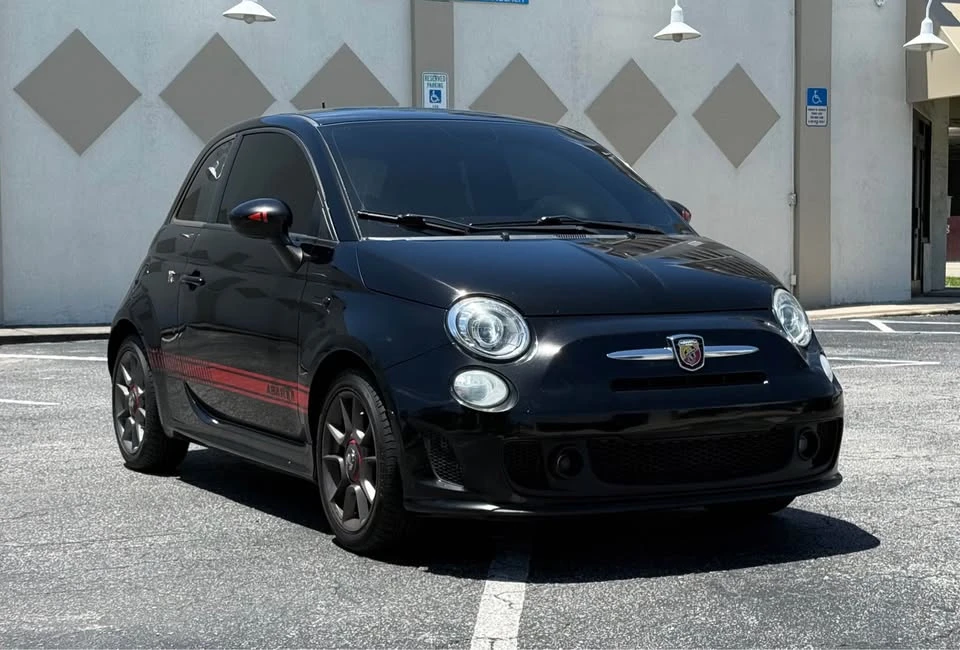 2015 Fiat Abarth 500 - Image 2 of 13