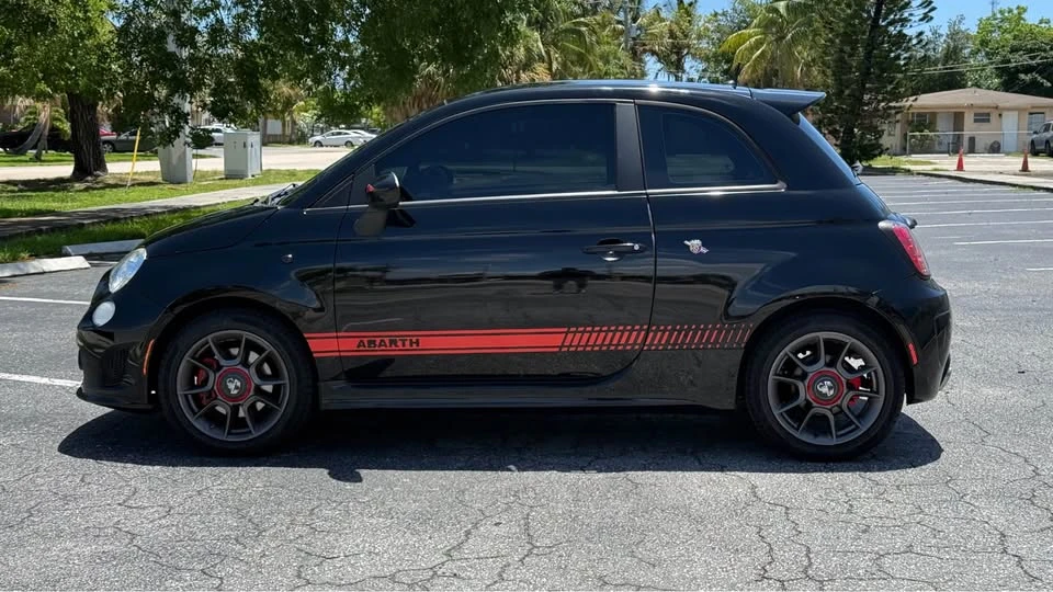 2015 Fiat Abarth 500 - Image 7 of 13